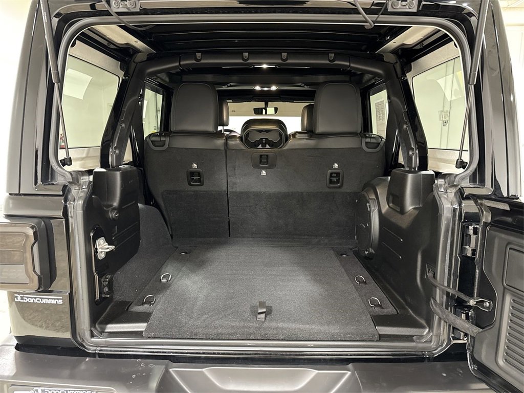 Used 2023 Jeep Wrangler Altitude image 24