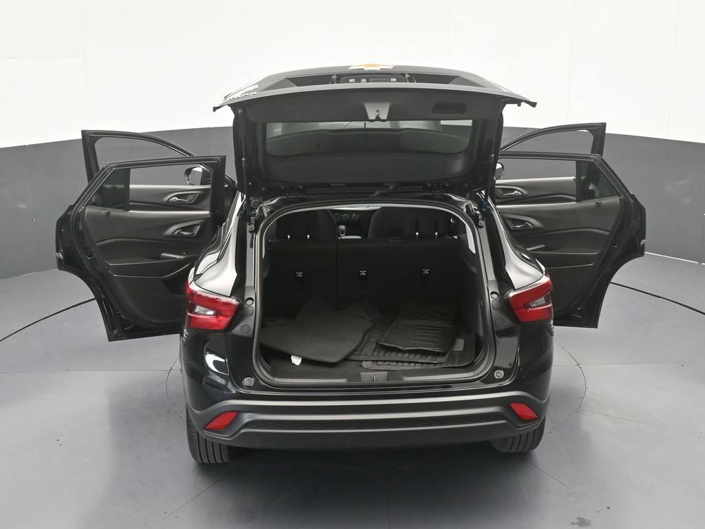 Used 2024 Chevrolet Trax LS FWD image 59