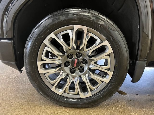 Used 2020 GMC Sierra 1500 Denali w/ Denali Ultimate Package AWD/4WD image 30