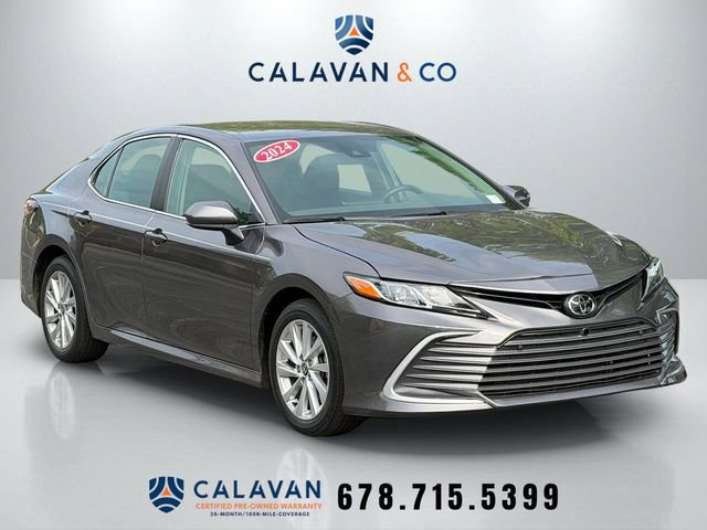 Used 2024 Toyota Camry LE image 1