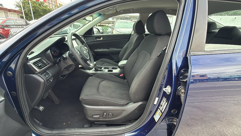 Used 2017 Kia Optima LX w/ Convenience Plus Package FWD image 23