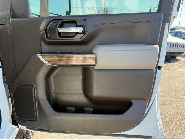 Used 2021 Chevrolet Silverado 2500 LT w/ Convenience Package image 20