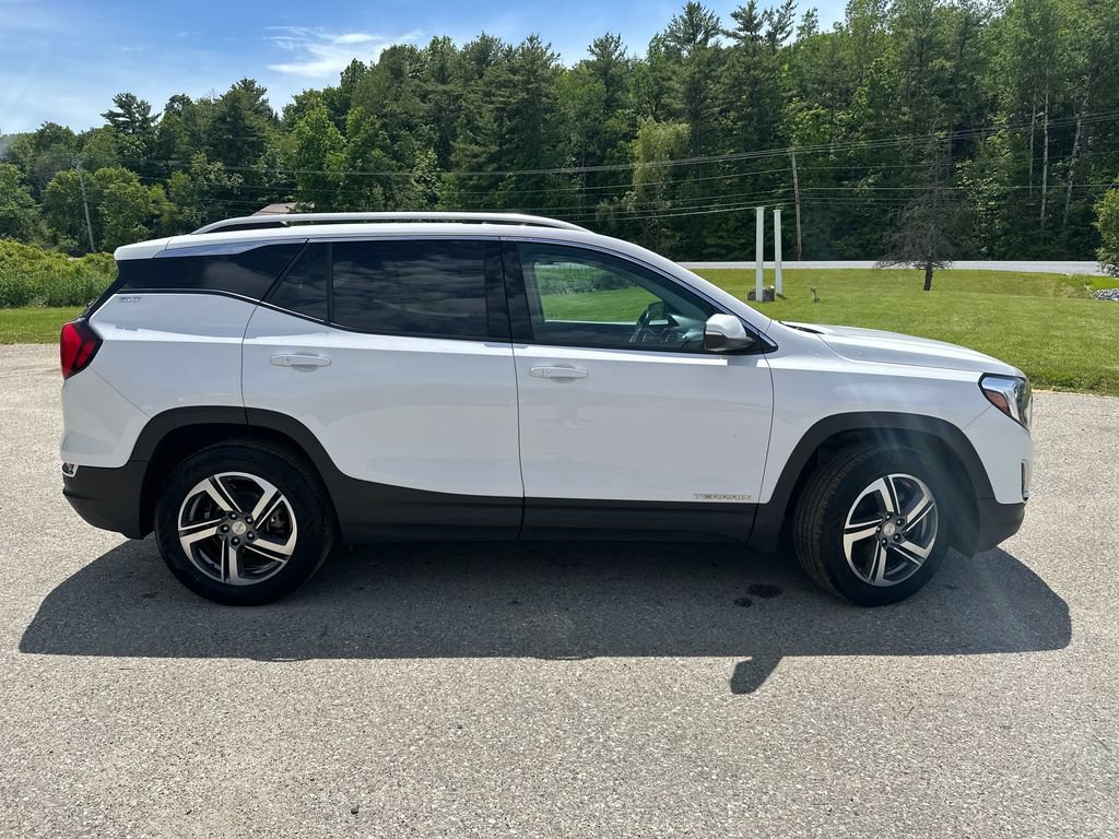 Used 2021 GMC Terrain SLT w/ LPO, Floor Liner Package AWD/4WD image 6