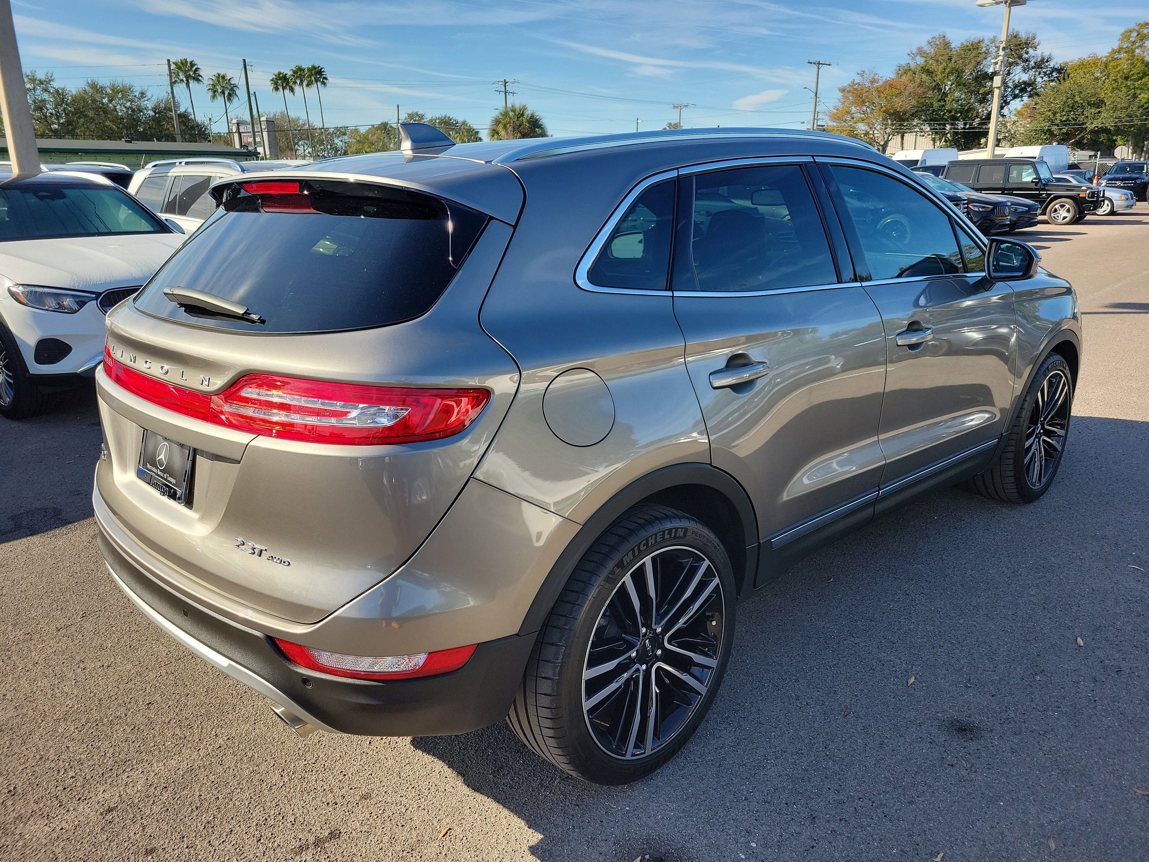 Used 2017 Lincoln MKC Reserve image 3