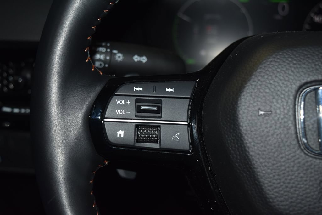 Used 2025 Honda CR-V Sport Touring image 9