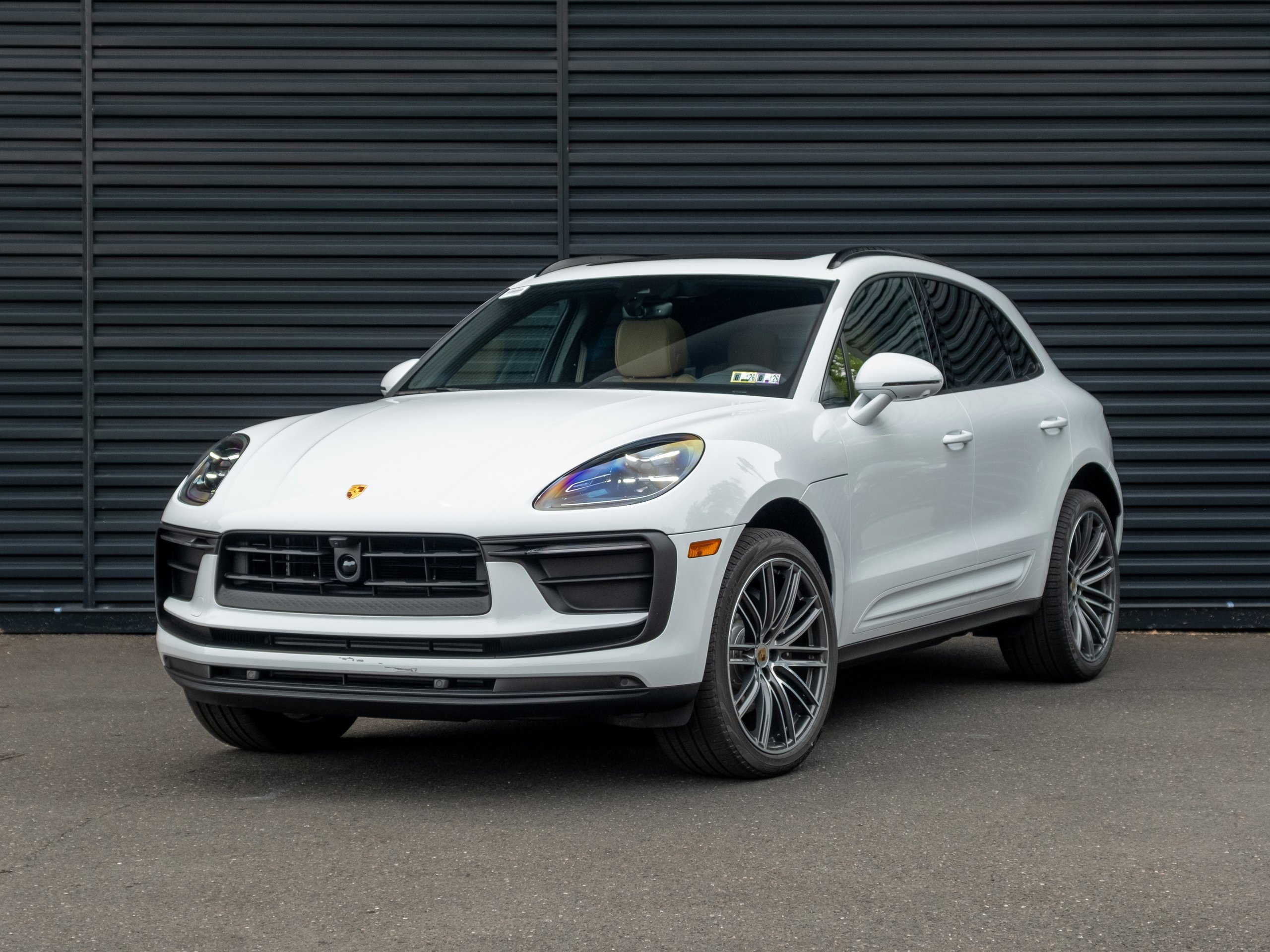New 2025 Porsche Macan