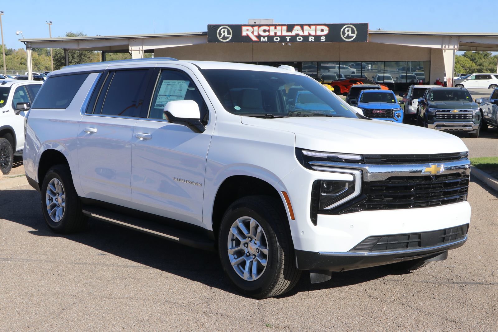 New 2026 Chevrolet Suburban LS image 1