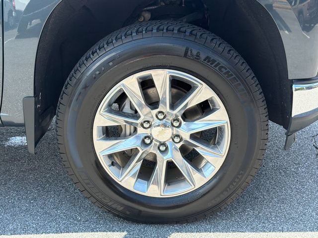 Used 2019 Chevrolet Silverado 1500 LTZ AWD/4WD image 14