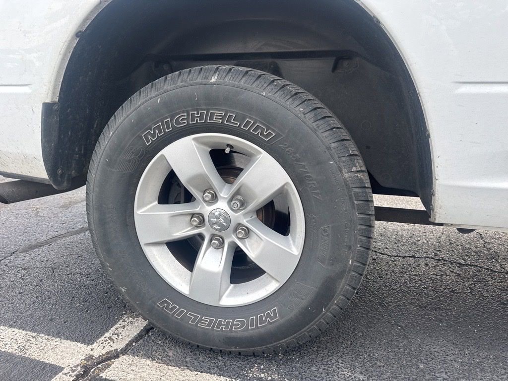 Used 2015 RAM 1500 SLT AWD/4WD image 31