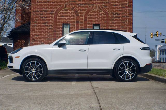 Used 2021 Porsche Cayenne S AWD/4WD image 8