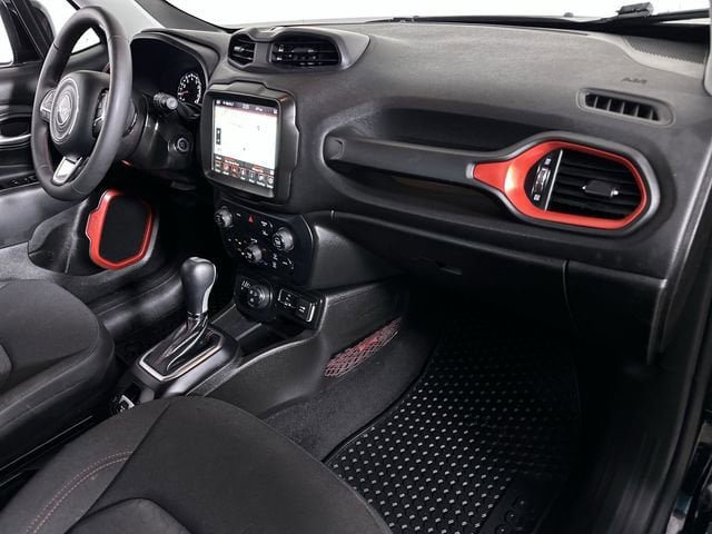 Used 2023 Jeep Renegade Trailhawk AWD/4WD image 30