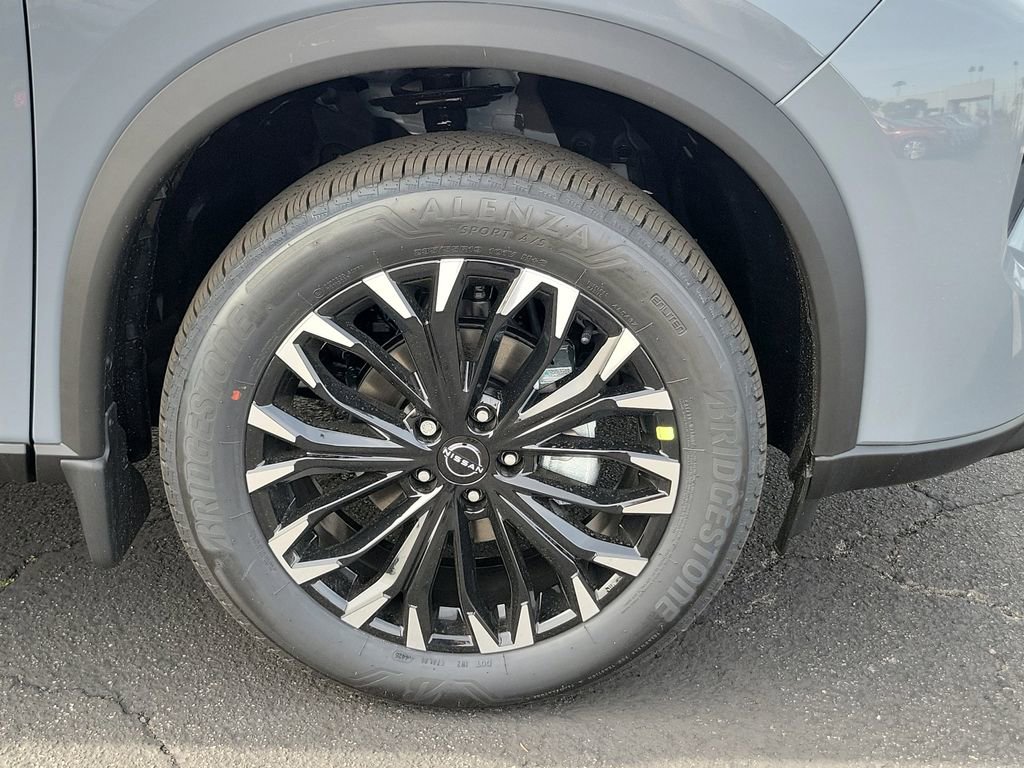 New 2026 Nissan Rogue SV image 18