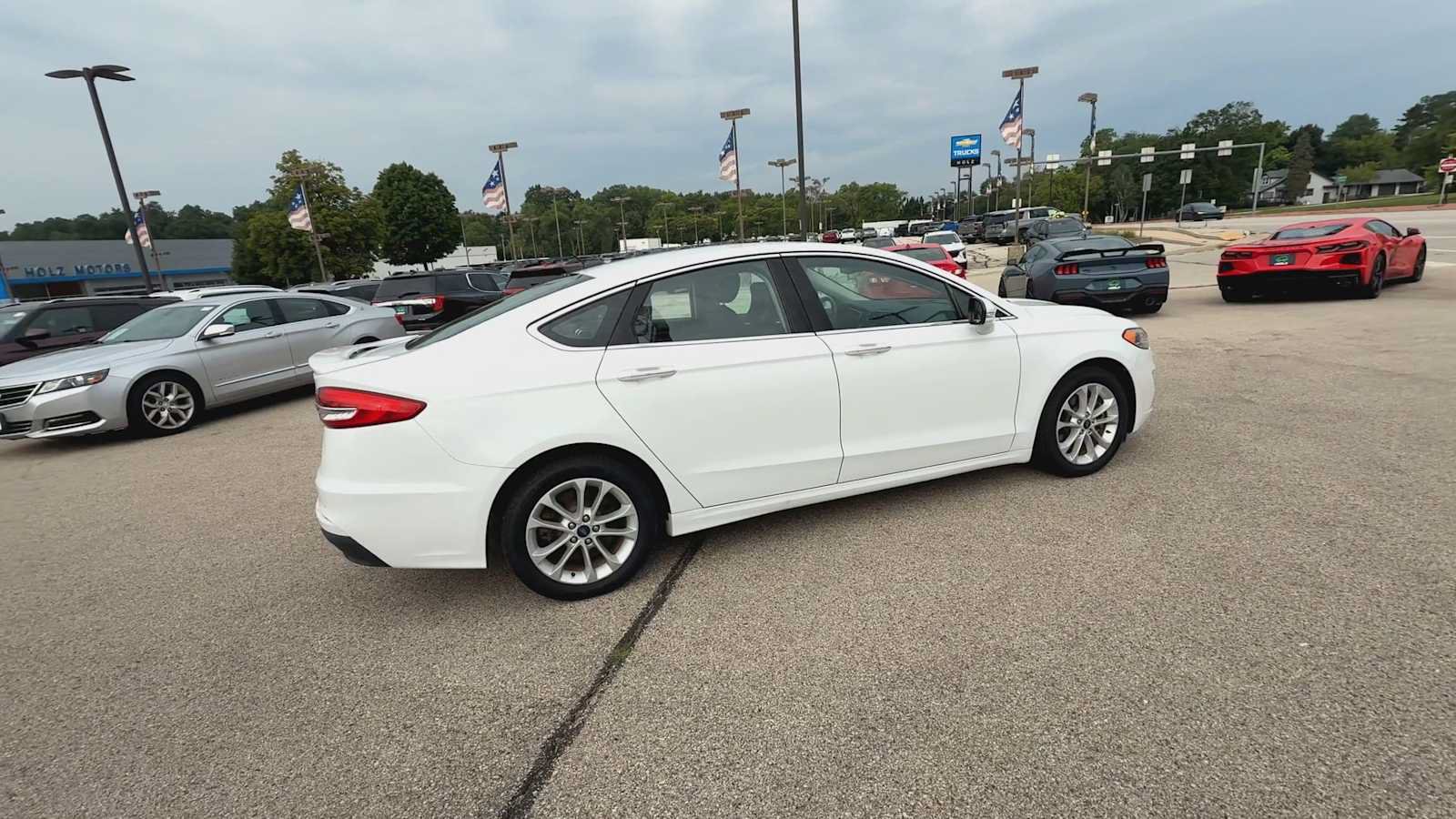 Used 2019 Ford Fusion Energi Titanium FWD image 8