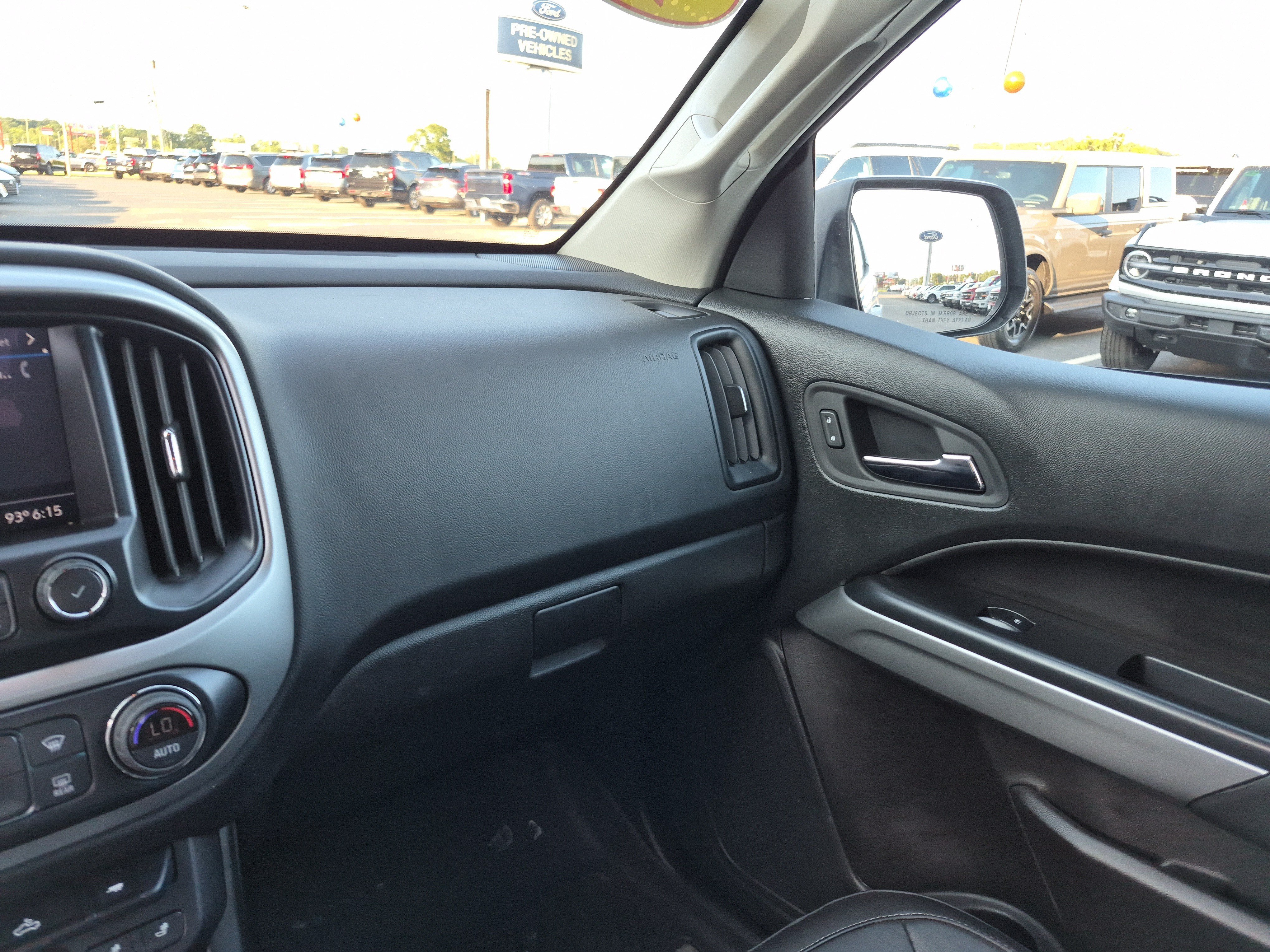 Used 2022 Chevrolet Colorado LT w/ Luxury Package AWD/4WD image 21