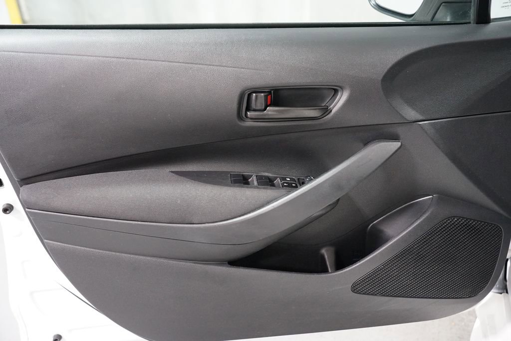 Certified 2024 Toyota Corolla LE image 27