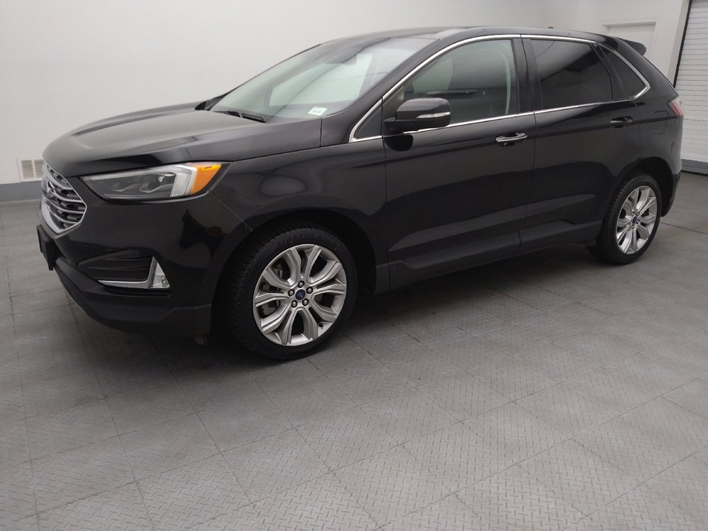 Used 2022 Ford Edge Titanium w/ Equipment Group 301A image 2