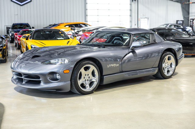 Used 2000 Dodge Viper RT/10 RWD image 2