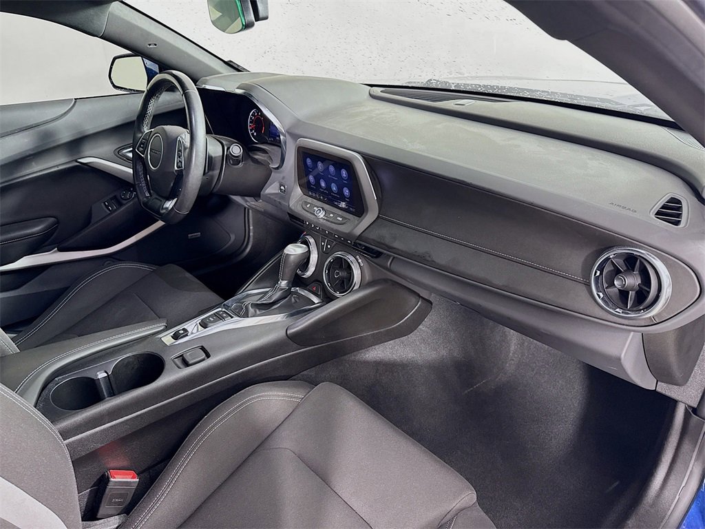 Used 2023 Chevrolet Camaro LT w/ Technology Package image 27