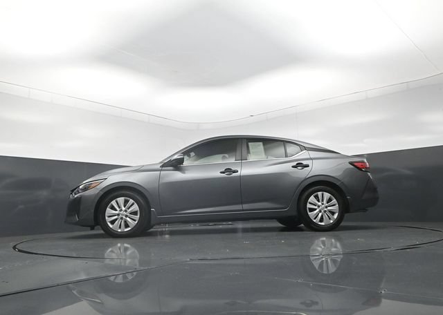 Used 2025 Nissan Sentra S w/ Lighting Package FWD image 30