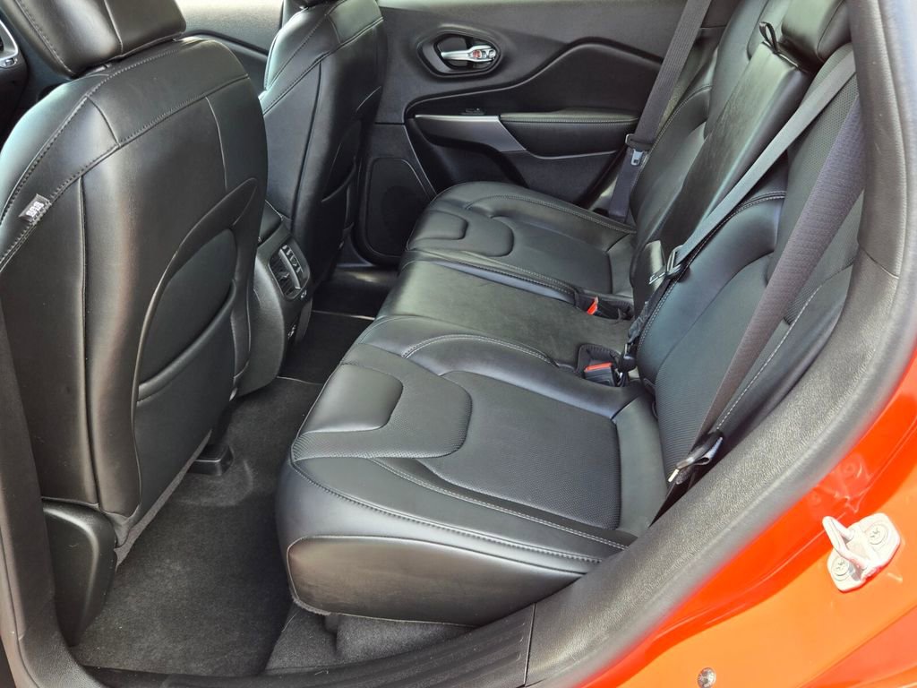 Used 2021 Jeep Cherokee Latitude Lux image 11