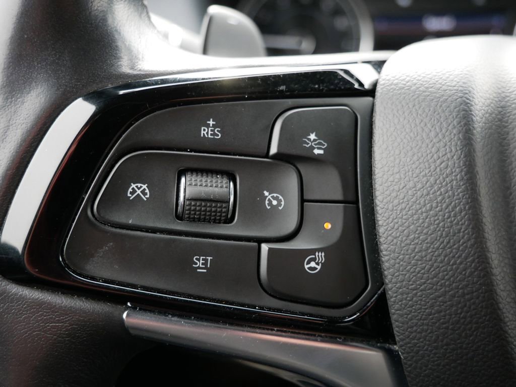 Used 2023 Buick Enclave Essence AWD/4WD image 31