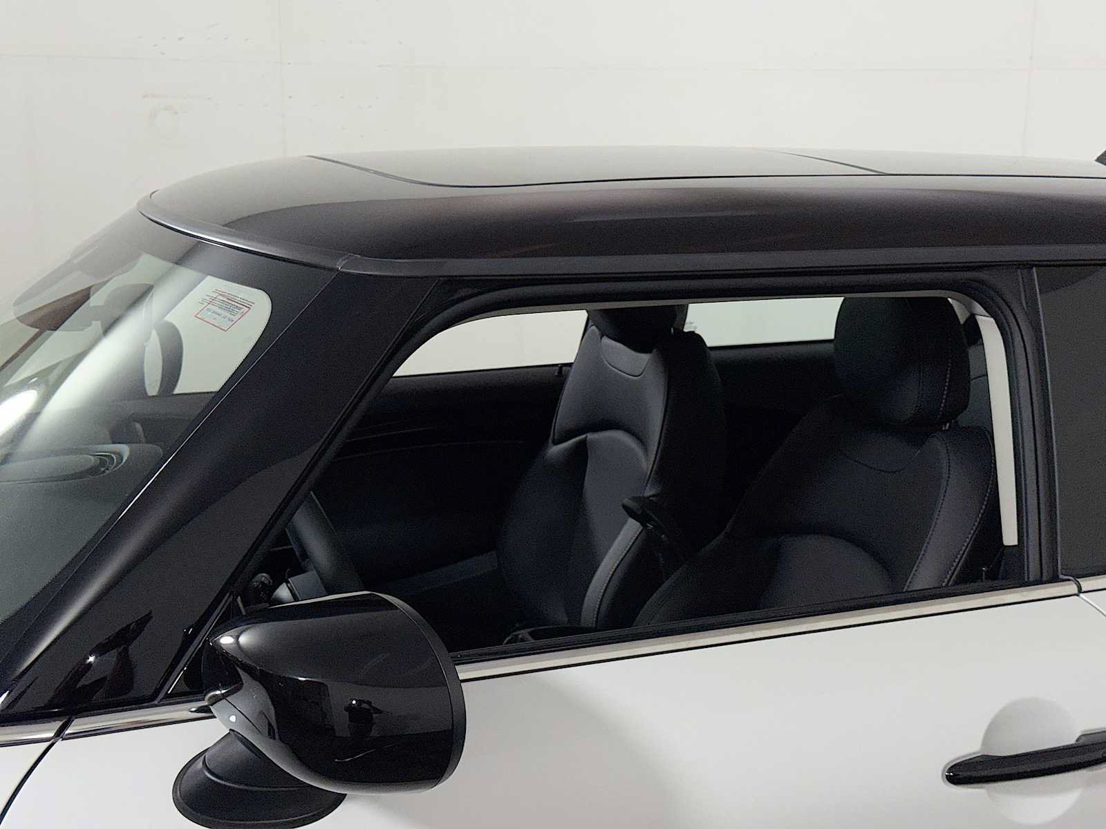 Certified 2024 MINI Cooper S FWD image 28