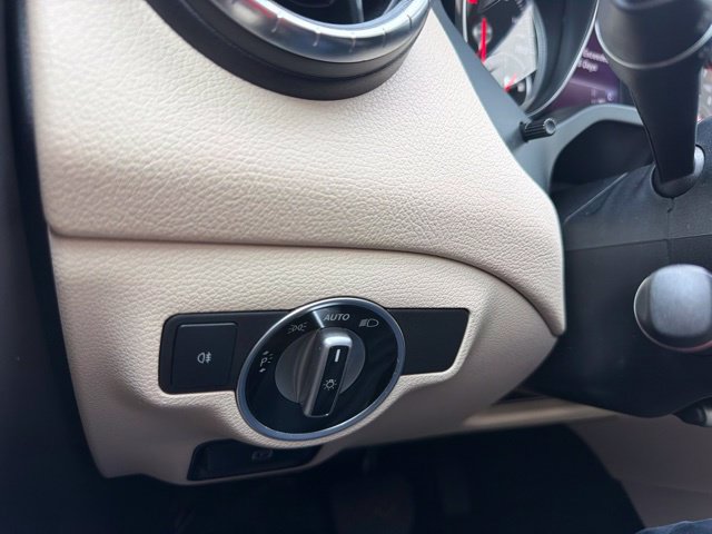 Used 2019 Mercedes-Benz CLA 250 4MATIC image 25