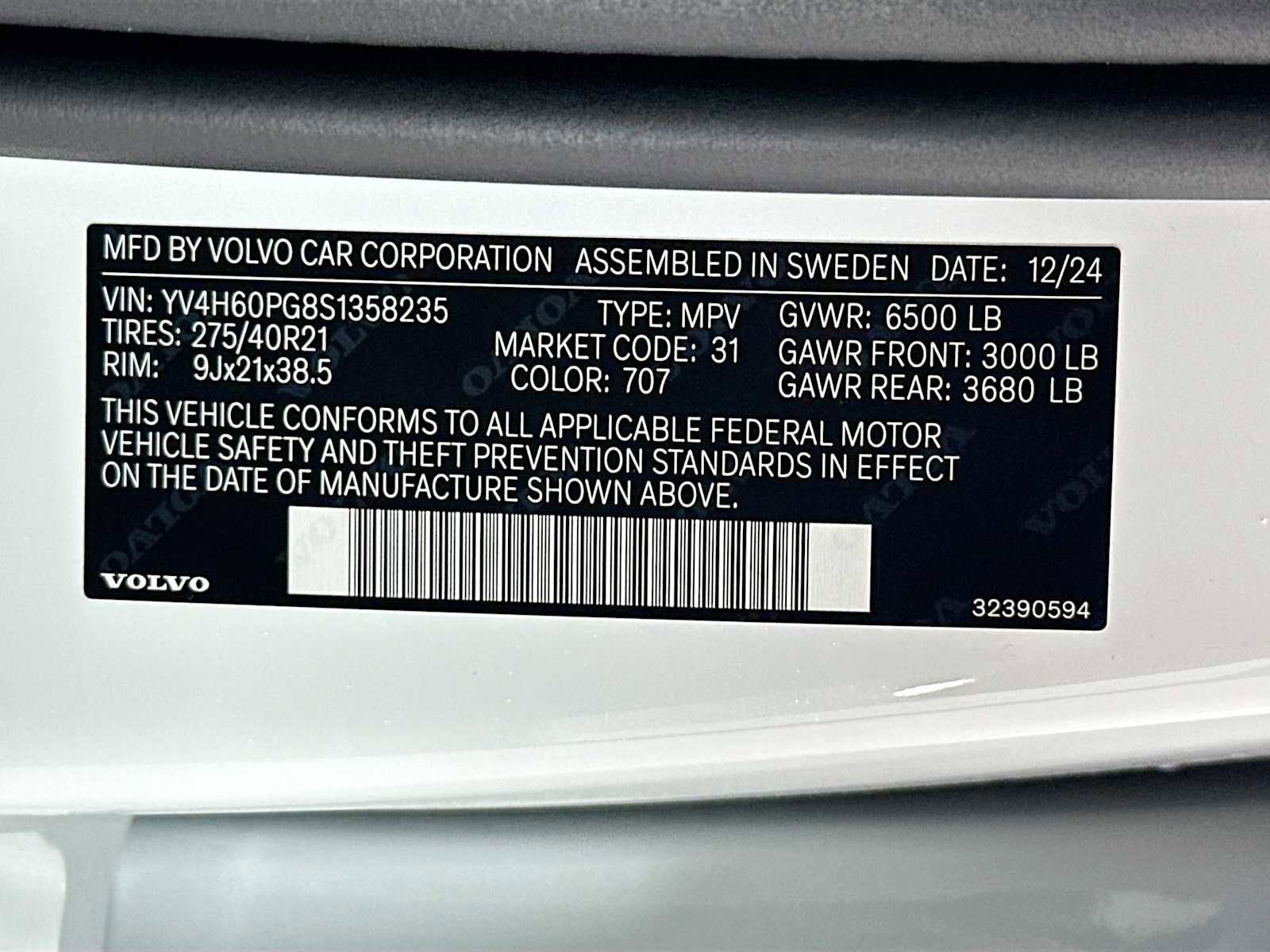 Used 2025 Volvo XC90 T8 Ultra w/ Protection Package Premier image 31