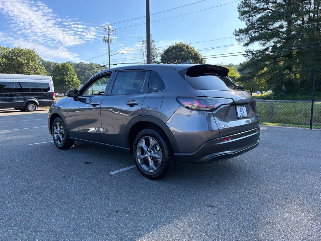 Used 2027 Honda HR-V LX image 7