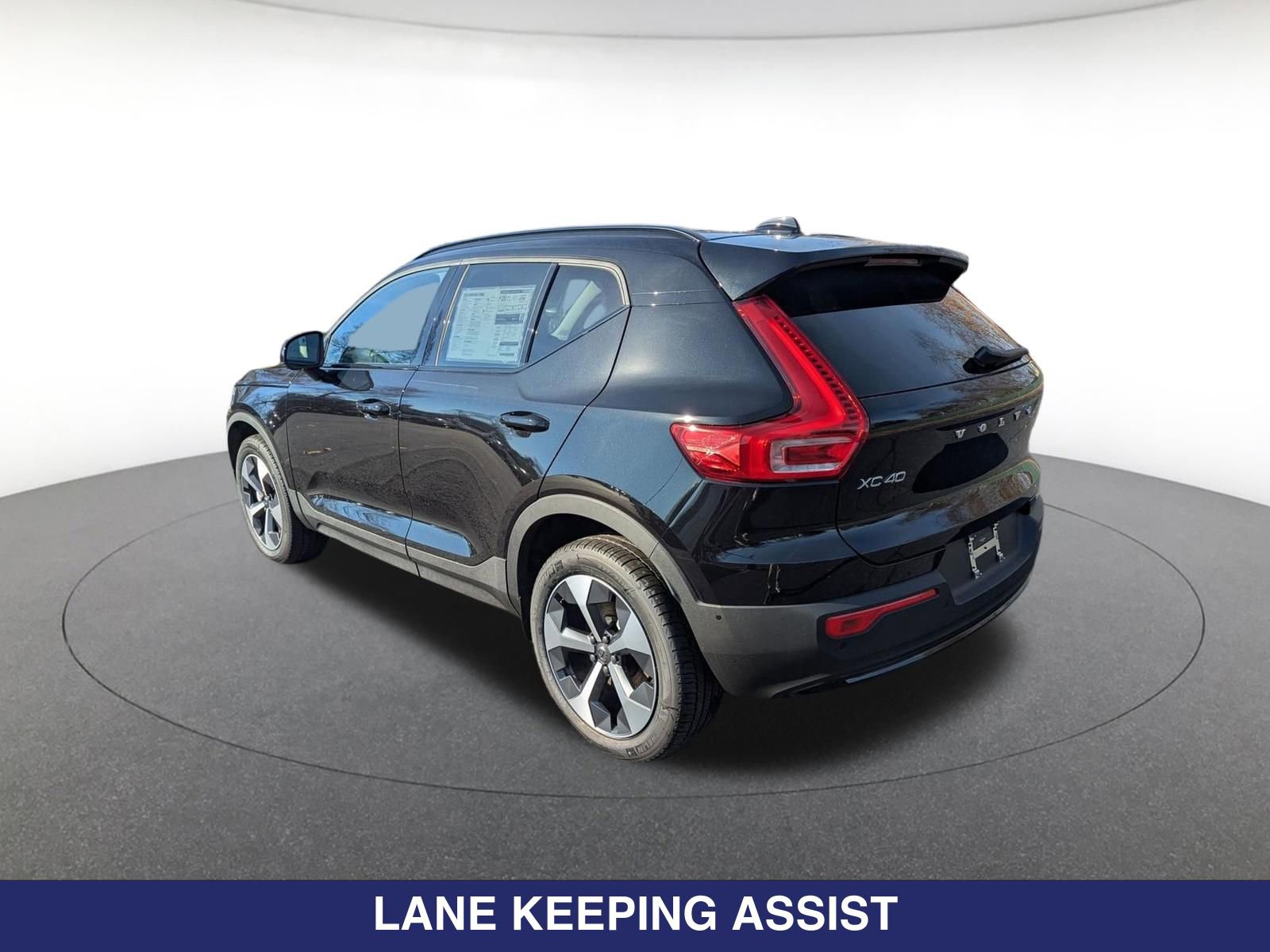 New 2026 Volvo XC40 B5 Plus w/ Protection Package Premier AWD/4WD image 6