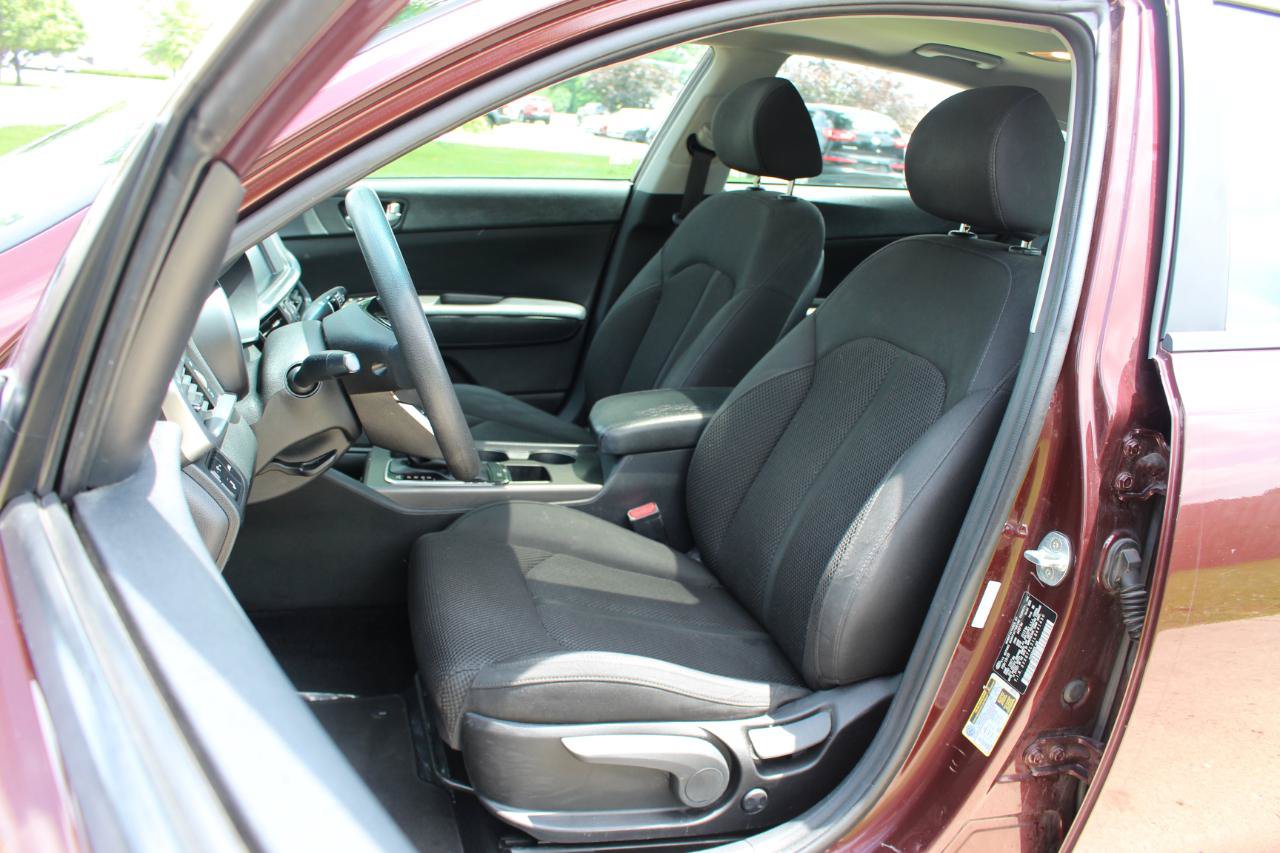 Used 2020 Kia Optima LX FWD image 15