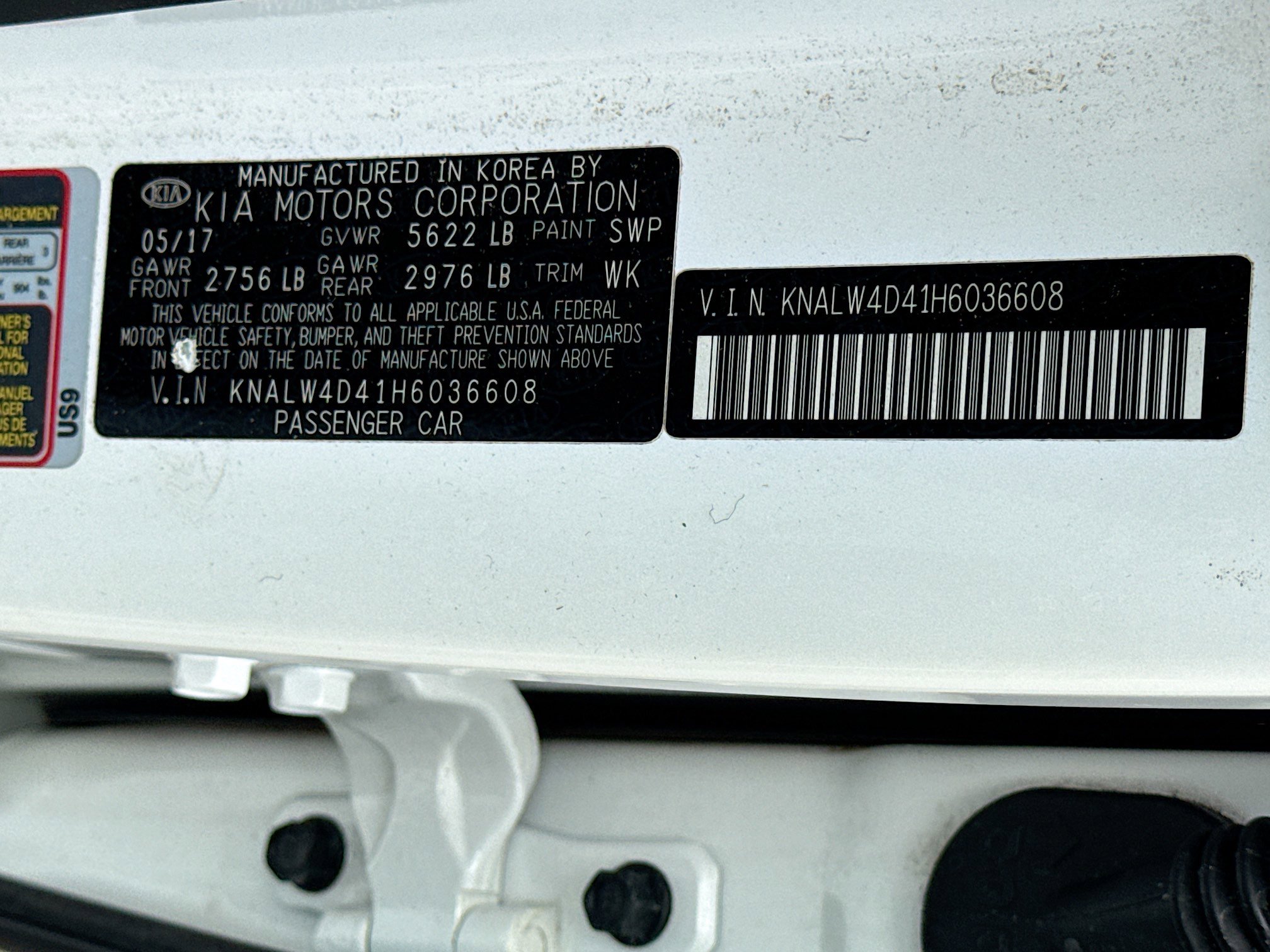 Used 2017 Kia K900 Luxury image 45