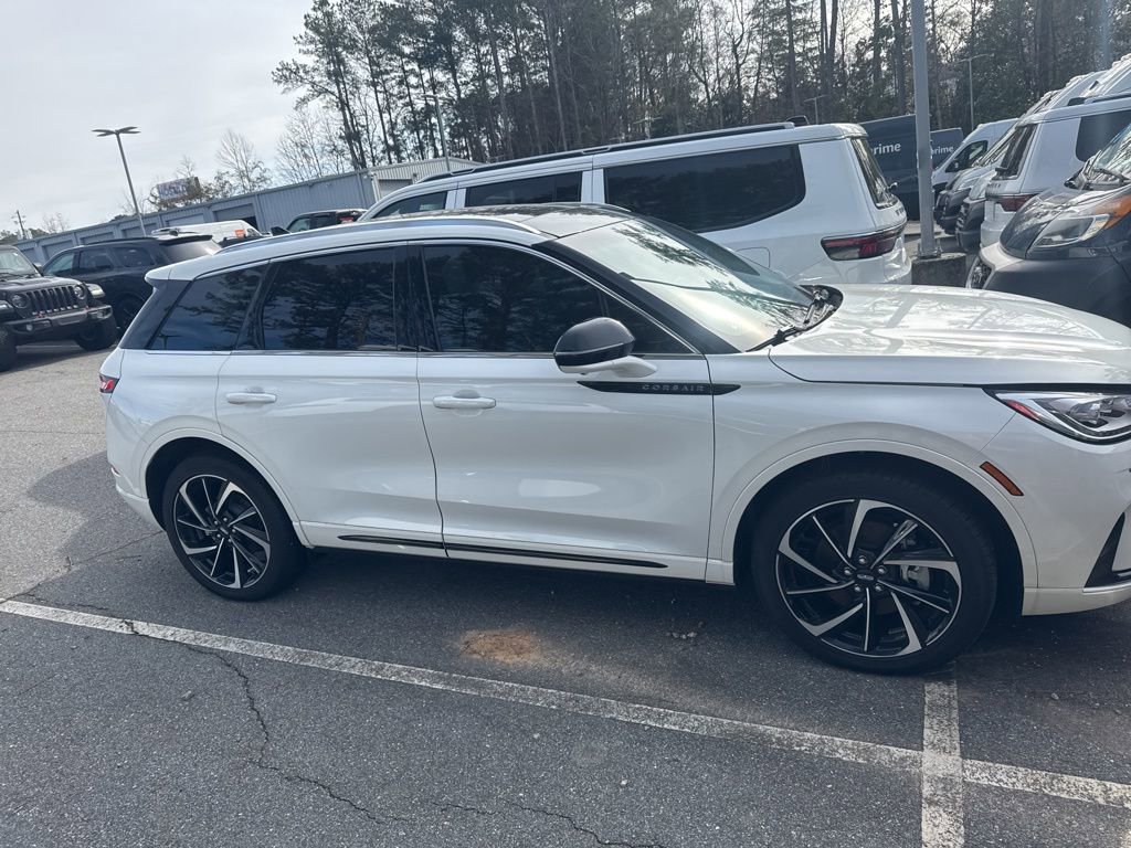 Used 2024 Lincoln Corsair Grand Touring w/ Equipment Group 301A image 3