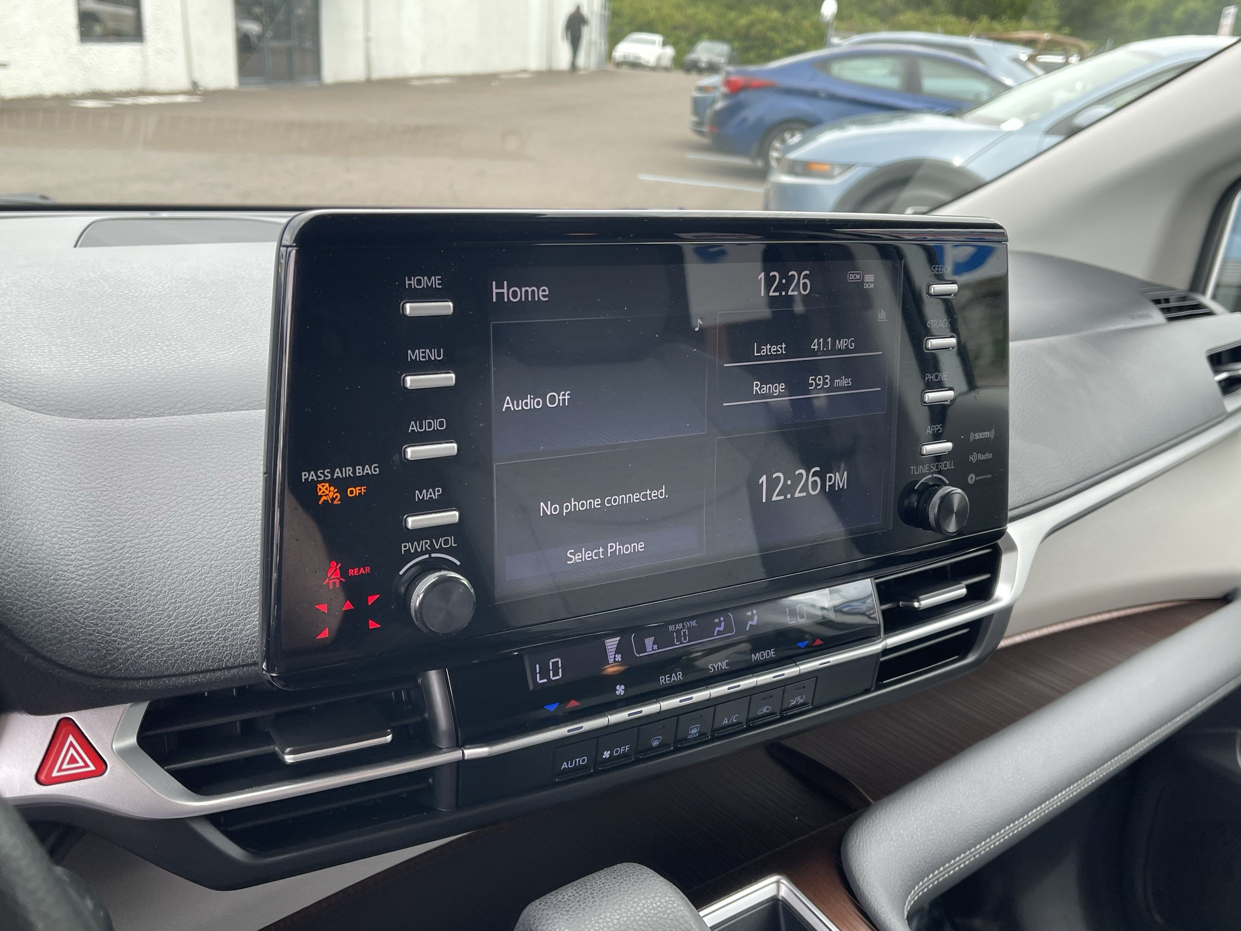 Used 2021 Toyota Sienna LE FWD image 23