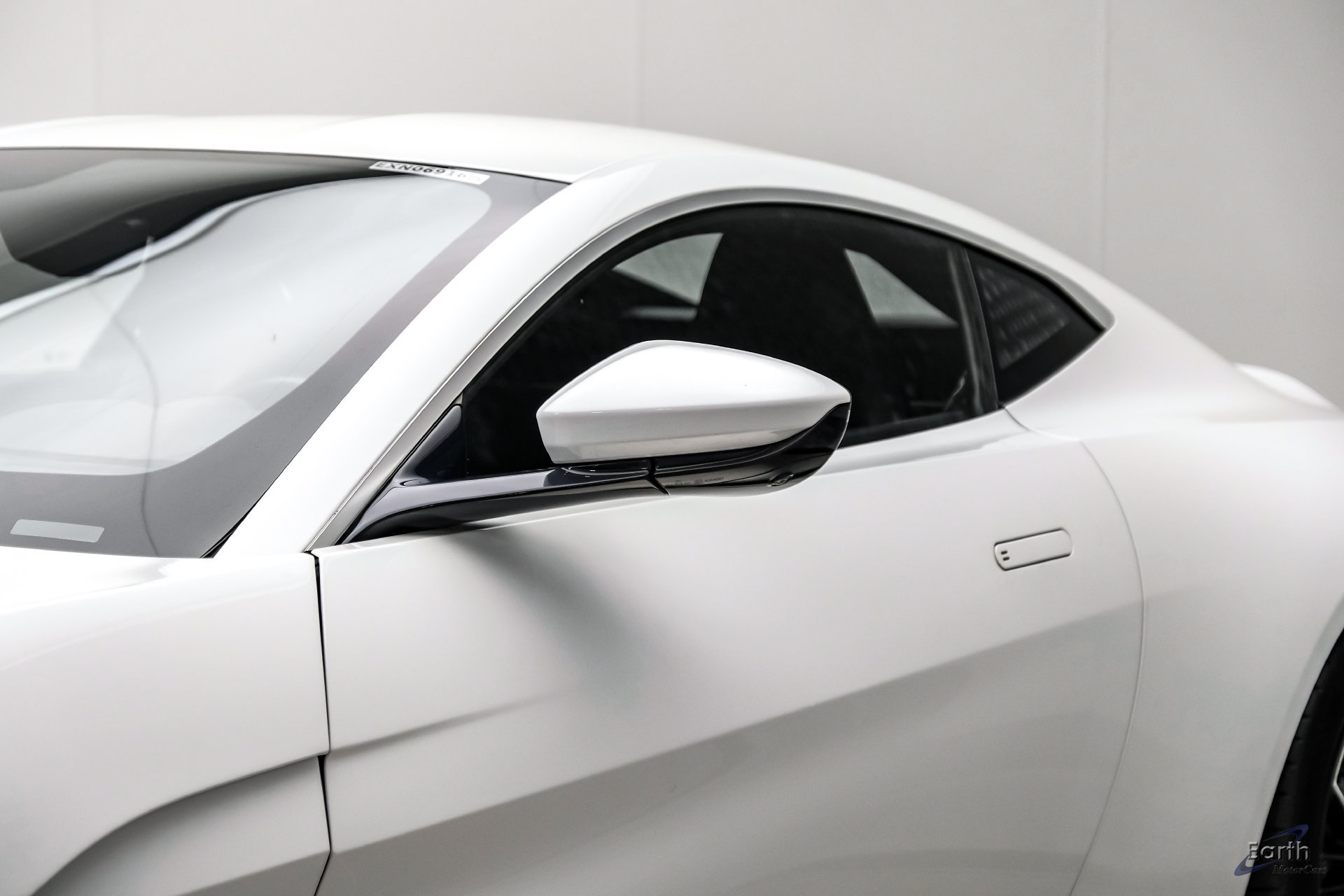 Used 2022 Aston Martin V8 Vantage Coupe RWD image 33