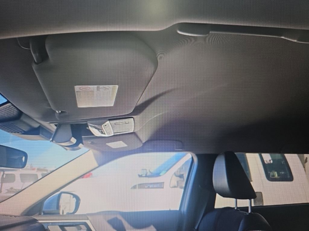 Used 2024 Mitsubishi Outlander SEL image 9