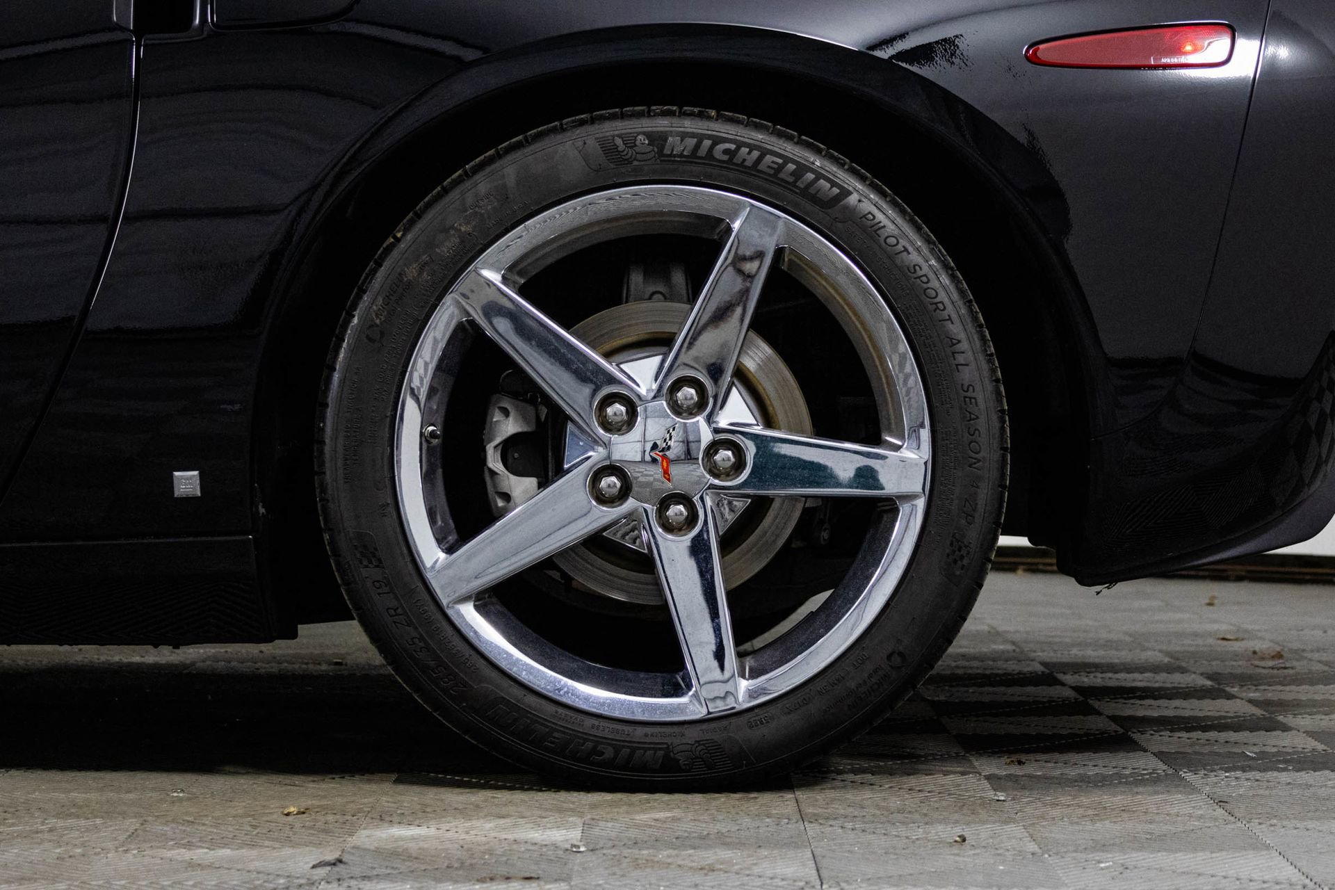 Used 2007 Chevrolet Corvette Coupe image 34