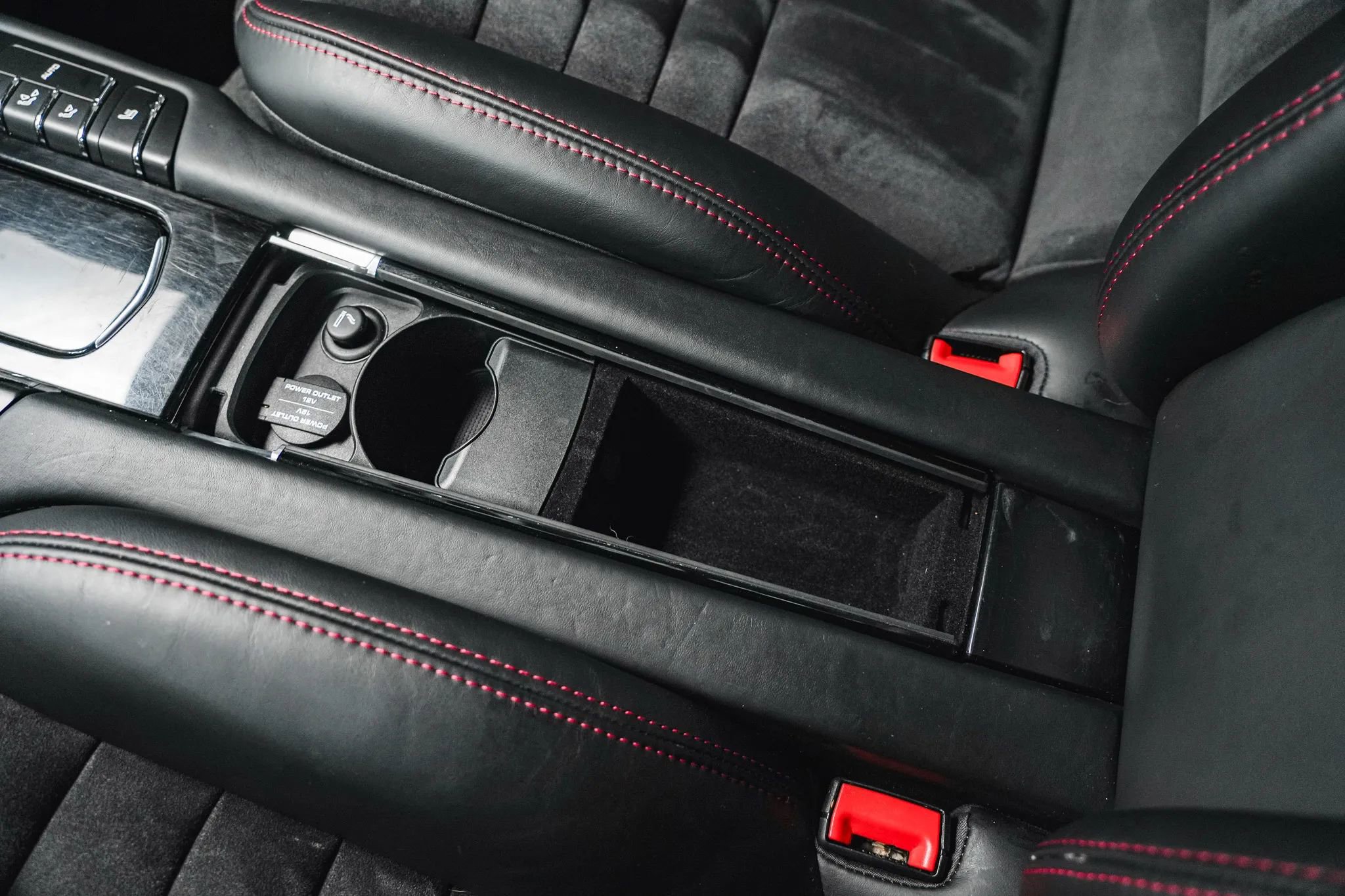 Used 2015 Porsche Panamera GTS w/ Premium Package Plus image 51