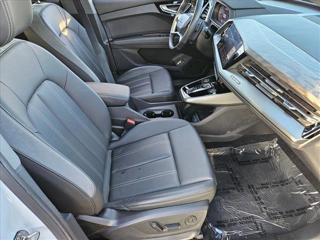 Used 2024 Audi Q4 e-tron Premium image 19