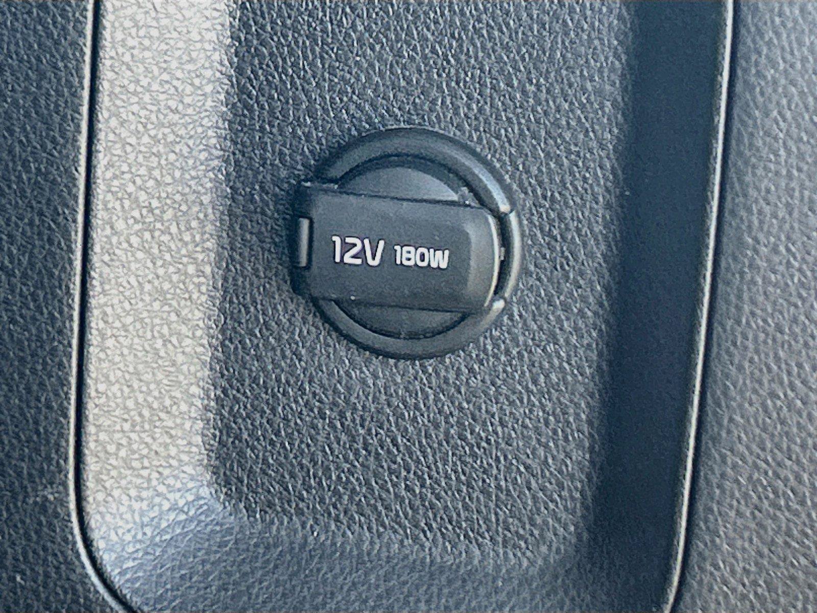 Used 2024 Kia Carnival EX FWD image 15