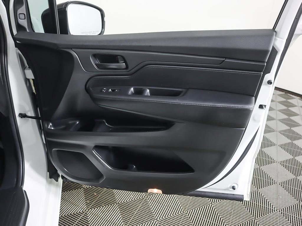 Used 2025 Honda Odyssey Sport-L image 19