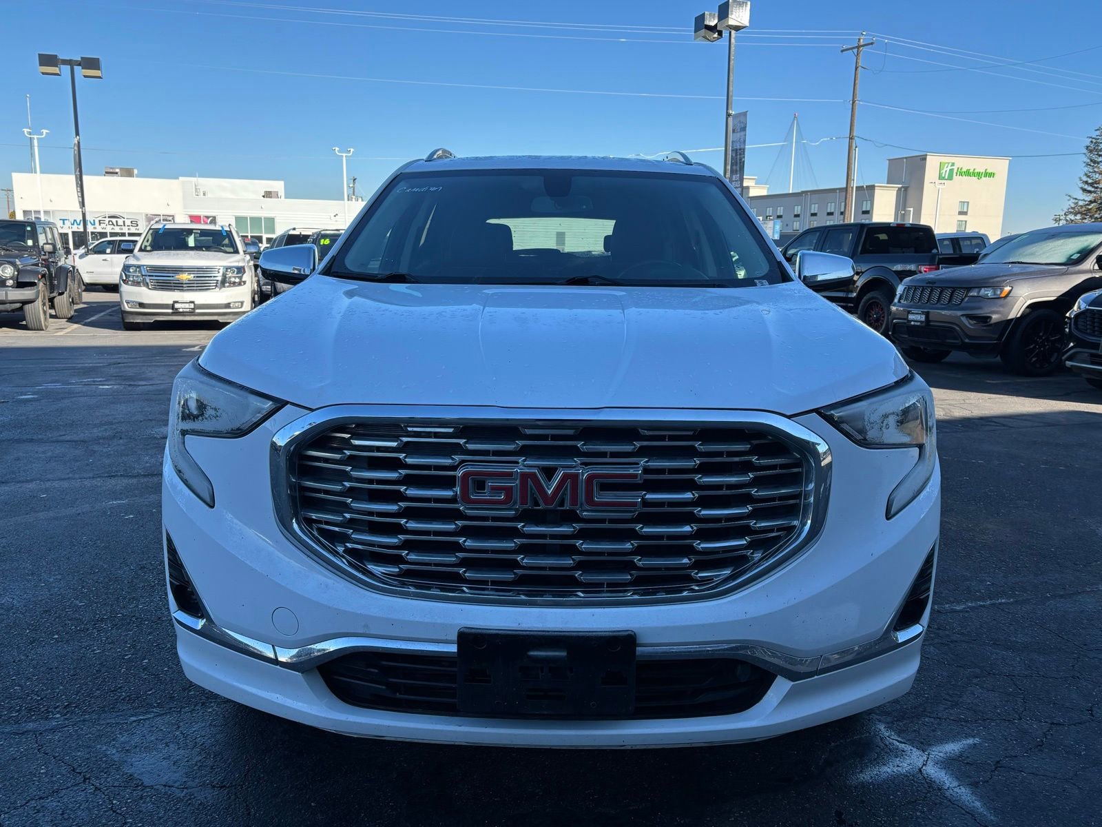 Used 2018 GMC Terrain Denali image 2