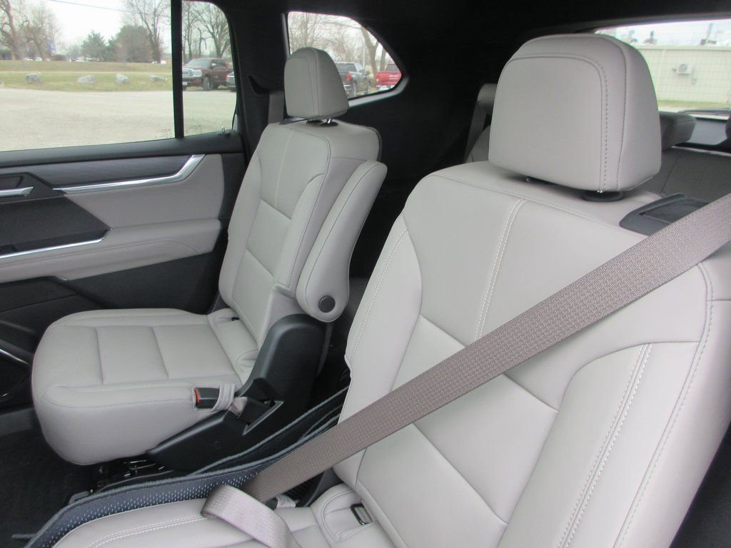 New 2026 GMC Acadia Elevation w/ Elevation Premium Package image 14