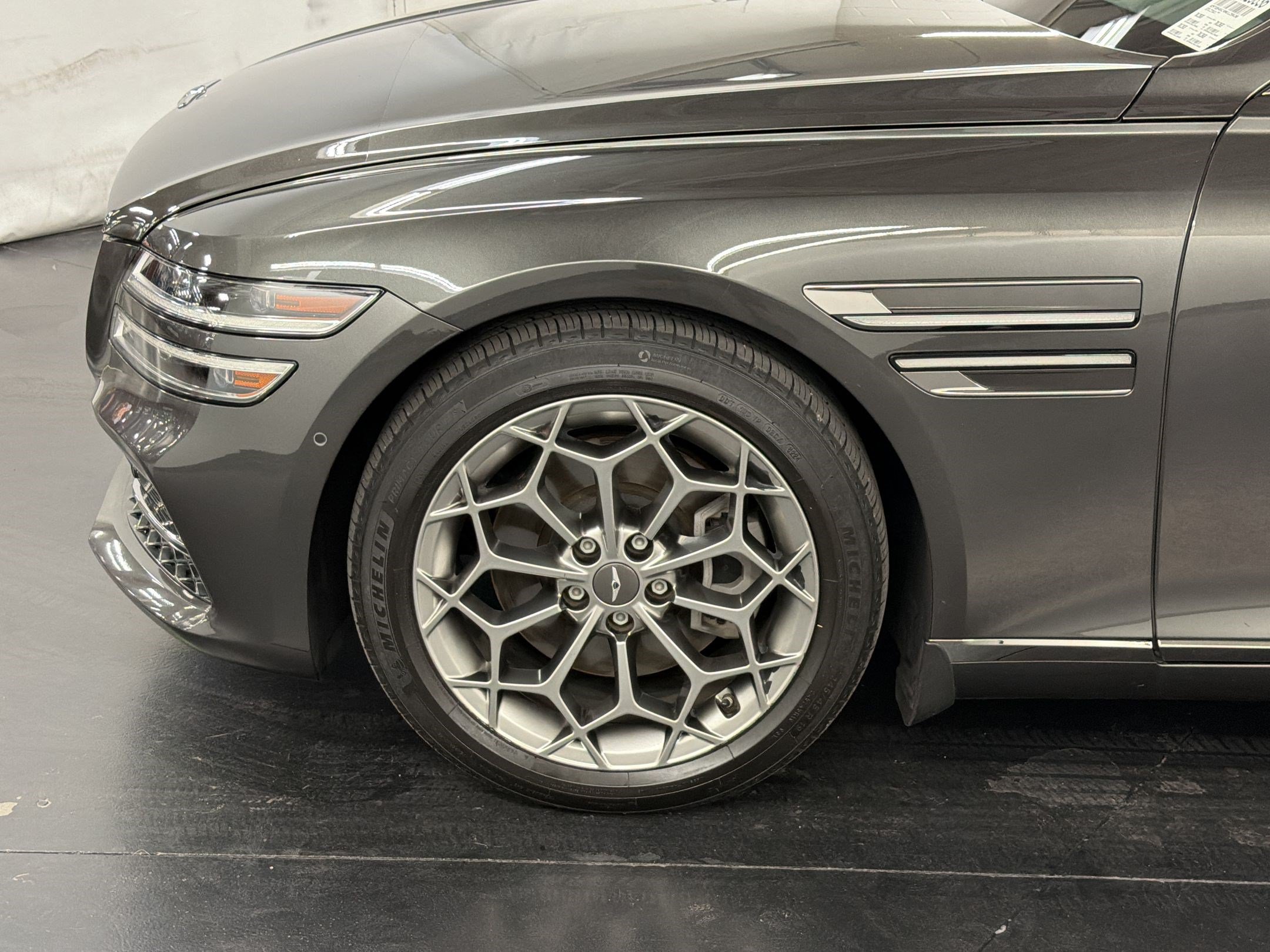 Used 2022 Genesis G80 2.5T w/ Prestige Package RWD image 12