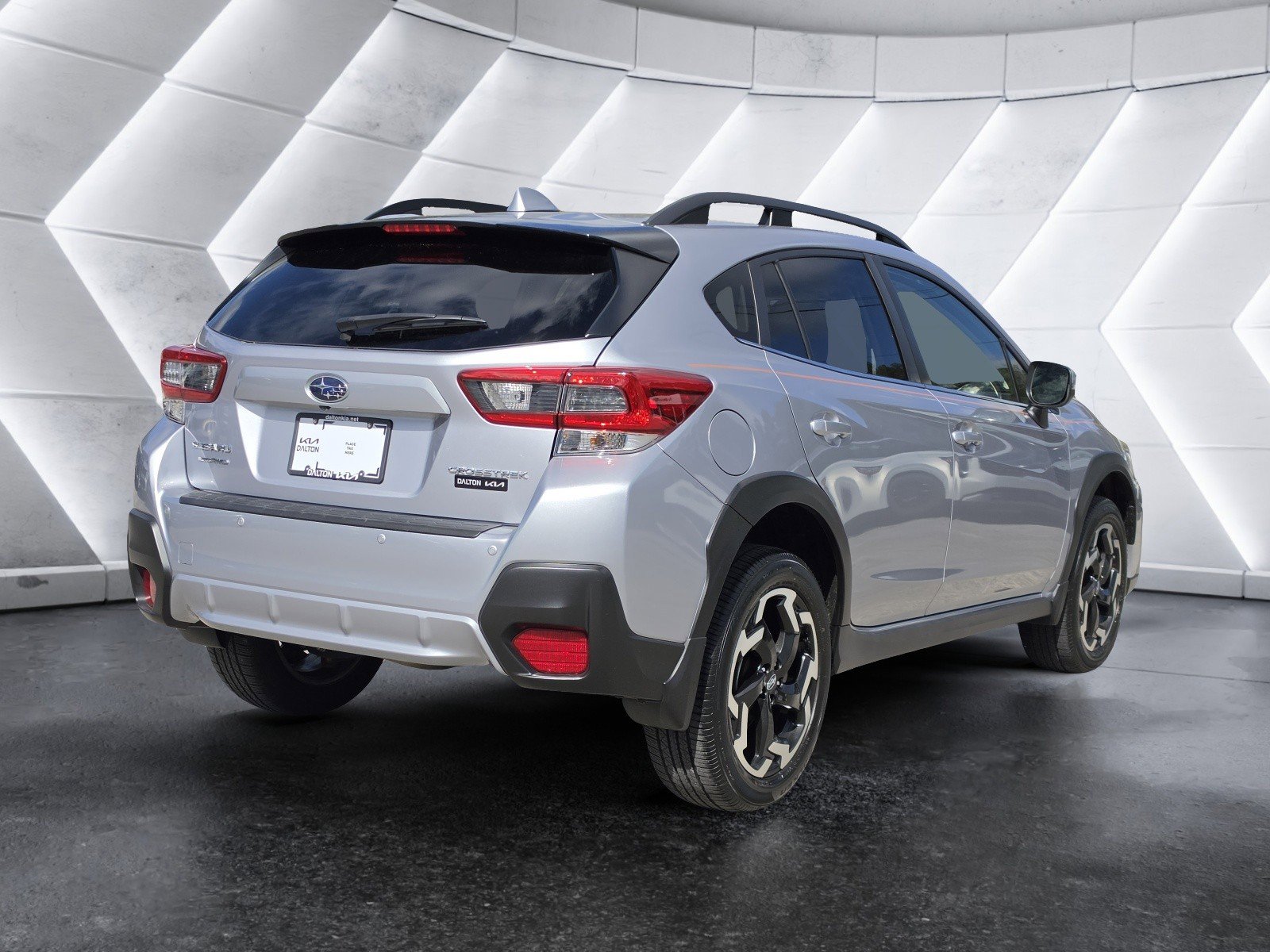 Used 2023 Subaru Crosstrek 2.5i Limited image 3