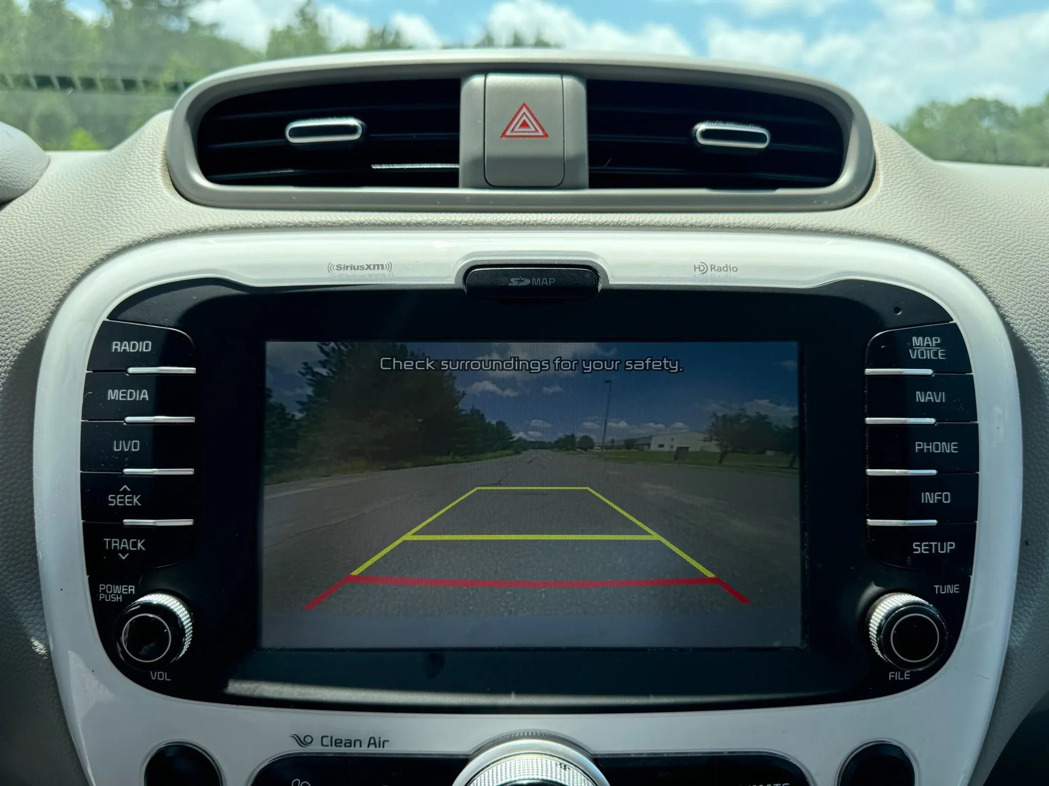 Used 2017 Kia Soul EV image 16