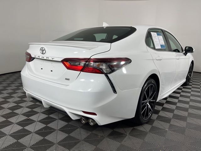 Used 2023 Toyota Camry SE image 10