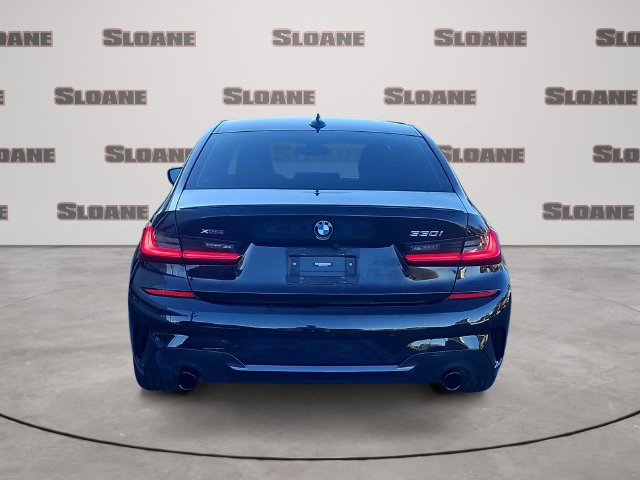 Used 2022 BMW 330i xDrive Sedan w/ M Sport Package AWD/4WD image 4