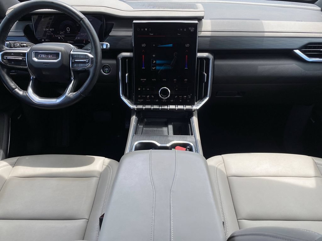 Used 2024 GMC Acadia Elevation FWD image 14