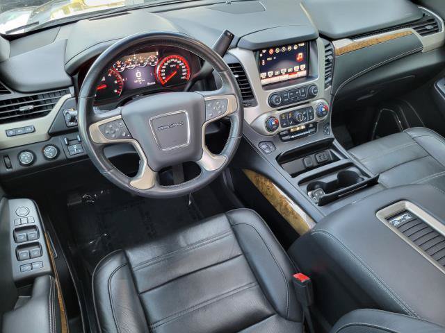 Used 2016 GMC Yukon Denali w/ Open Road Package AWD/4WD image 33